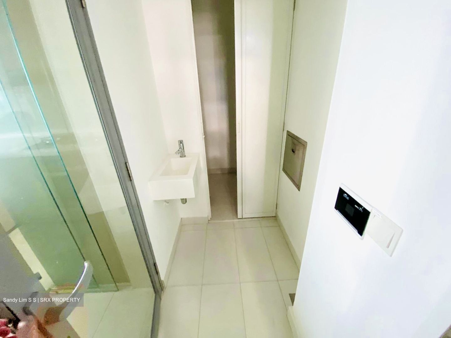 Centro Residences (D20), Condominium #560000171